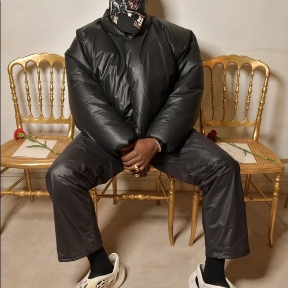 NWT Yeezy x Gap Round Jacket - Picture 2 of 6